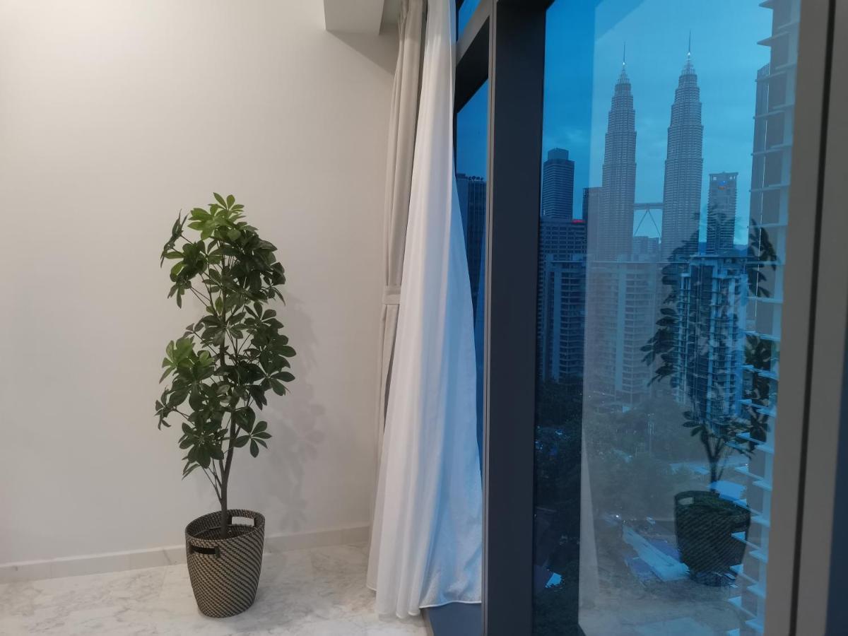 Crystal Suites At Eaton, Klcc Куала-Лумпур Екстер'єр фото