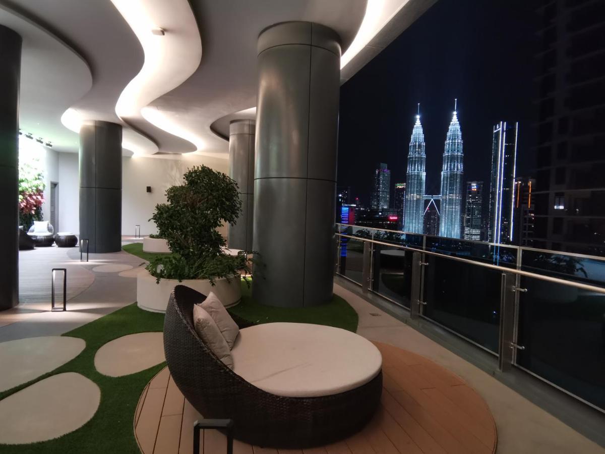 Crystal Suites At Eaton, Klcc Куала-Лумпур Екстер'єр фото