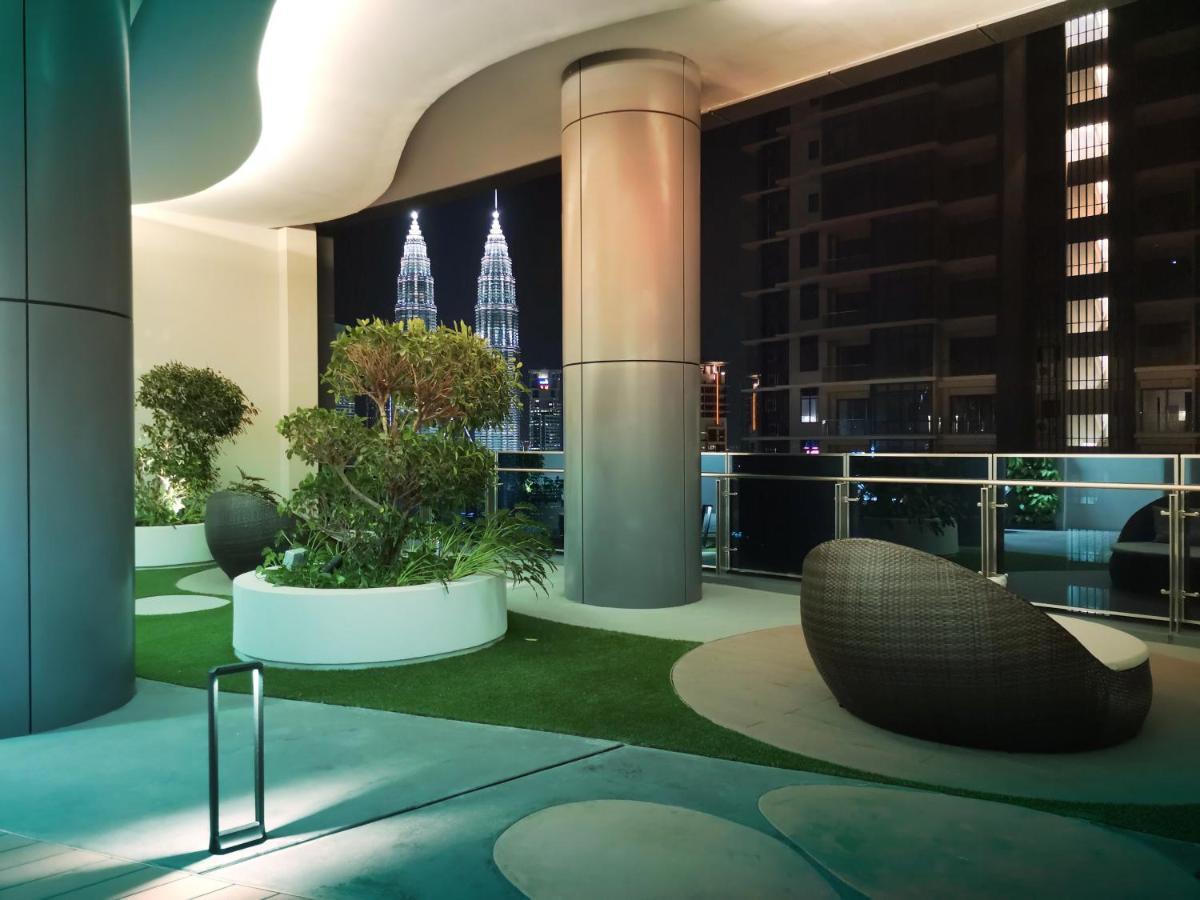 Crystal Suites At Eaton, Klcc Куала-Лумпур Екстер'єр фото