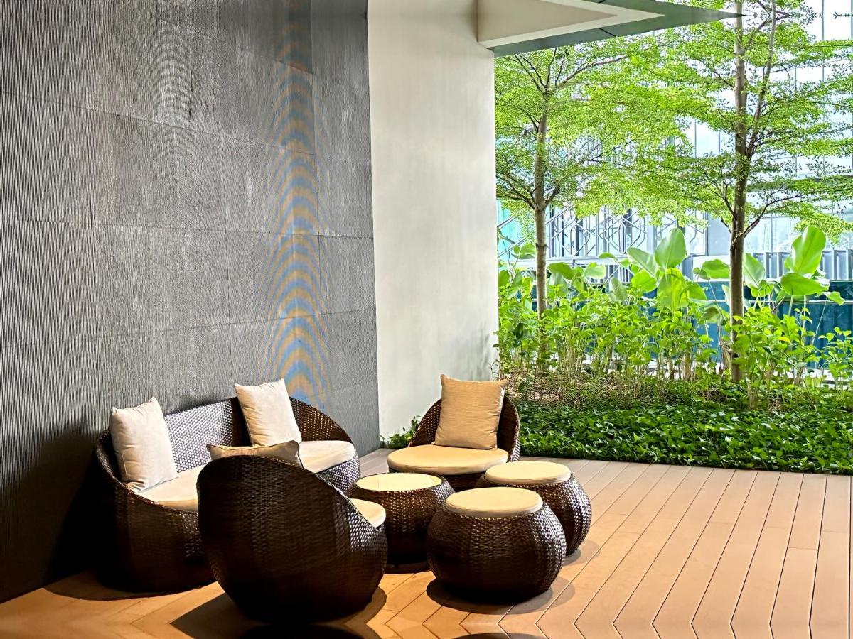 Crystal Suites At Eaton, Klcc Куала-Лумпур Екстер'єр фото